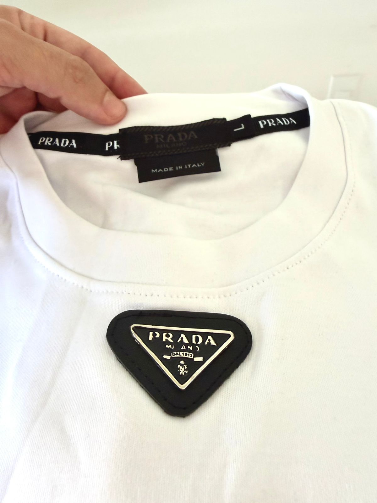 Camiseta P.D Logomarca Centralizada - Branca - G